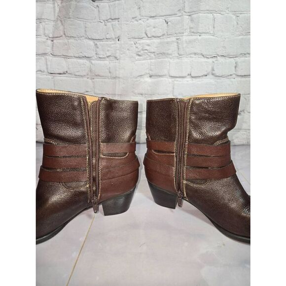 Naturalizer Katrina Women's Size 6M Brown Short Heeled Boot - Picture 3 of 10